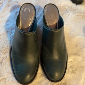 Gianni Bini Dark Green Leather Mule